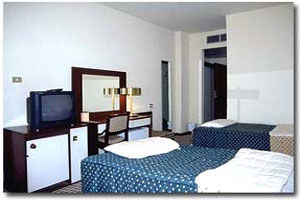 Commodore Hotel Amman Extérieur photo
