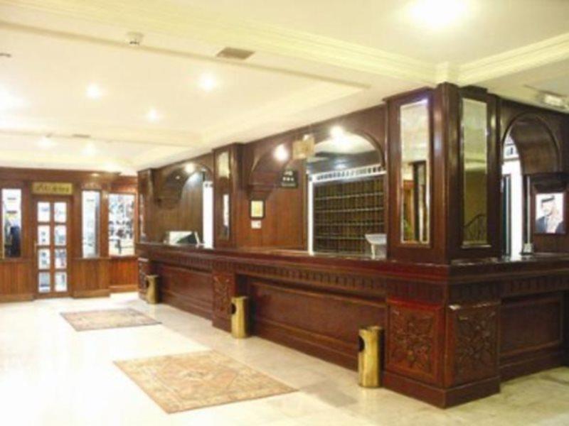 Commodore Hotel Amman Extérieur photo