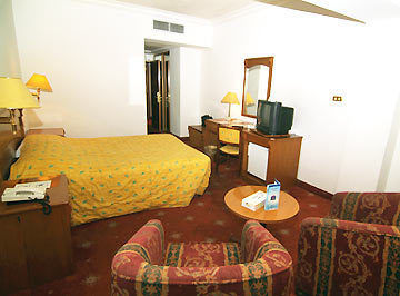 Commodore Hotel Amman Extérieur photo